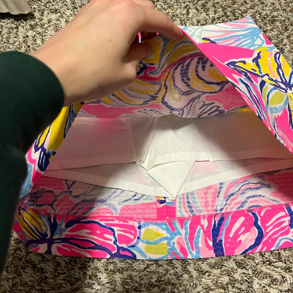 Lilly Pulitzer skort - Picture 5 of 5